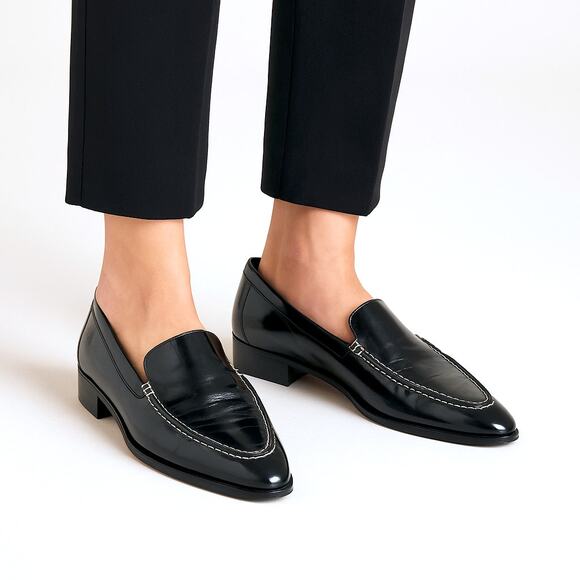 Vintage Donald Pliner Italian Black Leather Slip On Loafers 6M Quiet Luxury - Picture 1 of 7